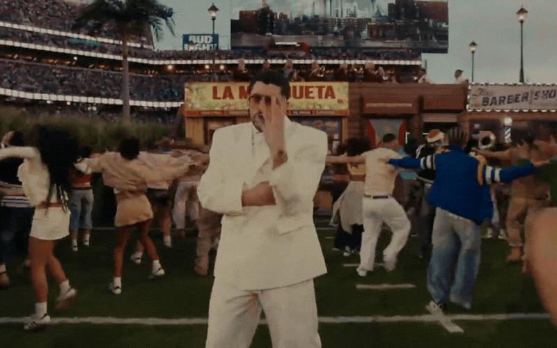 Sân khấu Super Bowl bị Tổng thống Trump chê “tệ nhất lịch sử”: Cả núi tiền dàn dựng, khiến cả triệu người tự hào- Ảnh 2.