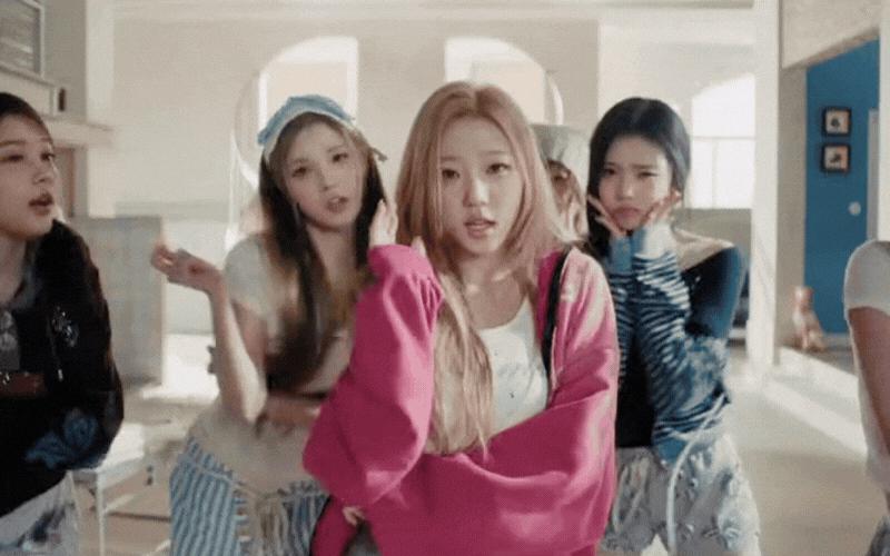 Cõi mạng dậy sóng với đoạn thoại "mean girl" của mỹ nhân Gen Z, "em gái tứ đại mỹ nhân" cuối cùng cũng có ngày này- Ảnh 1.
