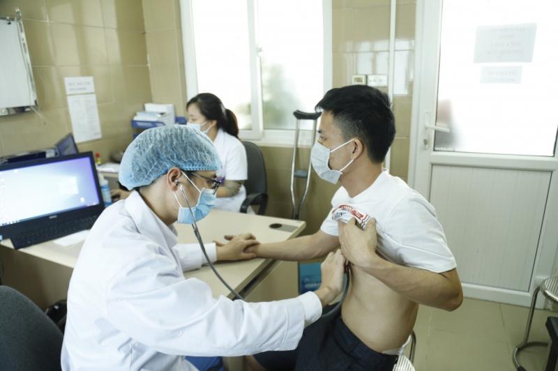 Vì sao hàng chục nghìn người Việt tử vong vì ung thư phổi?- Ảnh 1.