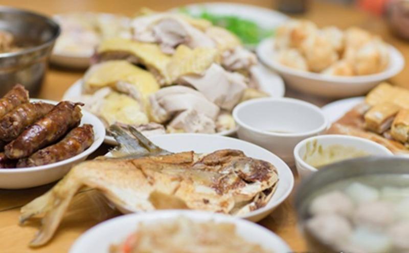 5 món ăn để qua đêm bác sĩ cảnh báo nên bỏ ngay, 1 loại canh thậm chí còn chứa độc tố chết người- Ảnh 1.