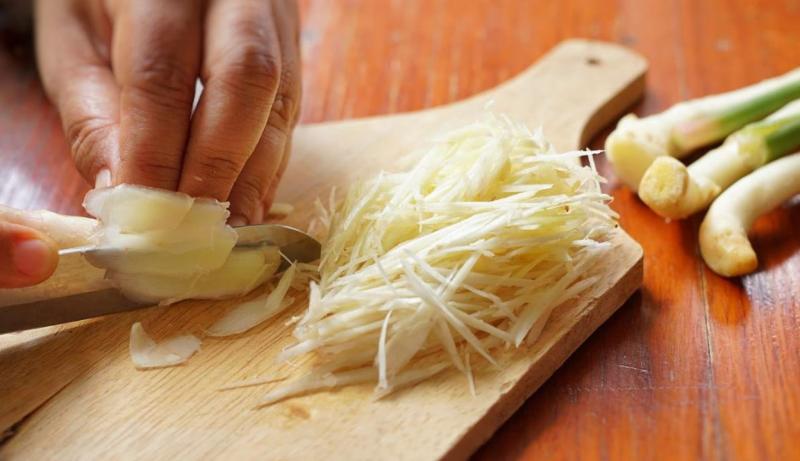 2 năm nấu ăn gì cũng cho gừng, người phụ nữ 53 tuổi sau tái khám, bác sĩ ngạc nhiên hỏi "Chị đã làm gì?"- Ảnh 3.
