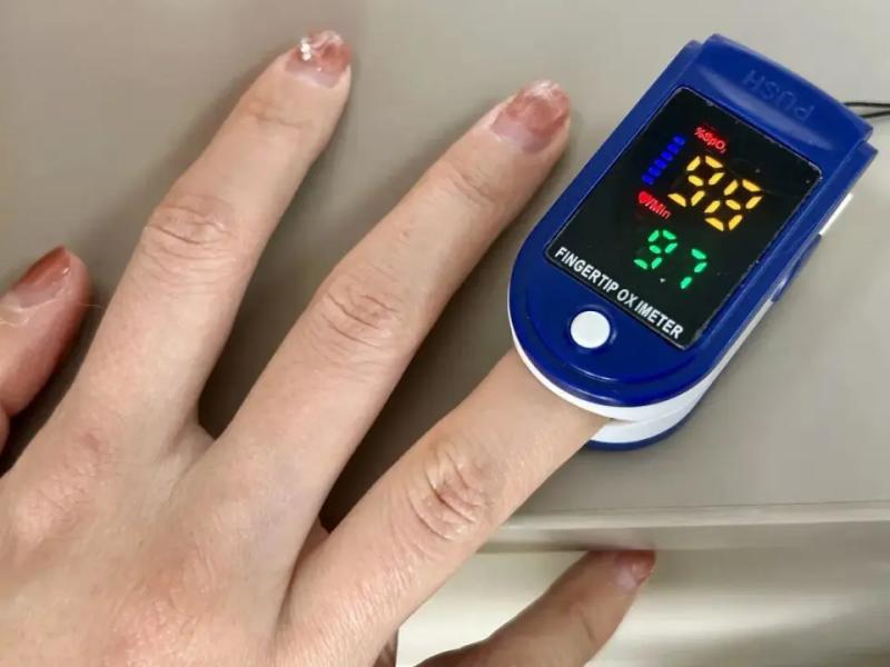 Cô gái 28 tuổi bị ngưng tim, bất ngờ khi thợ làm móng được gọi đến Cô gái 28 tuổi bị ngưng tim, bất ngờ khi thợ làm móng được gọi đến