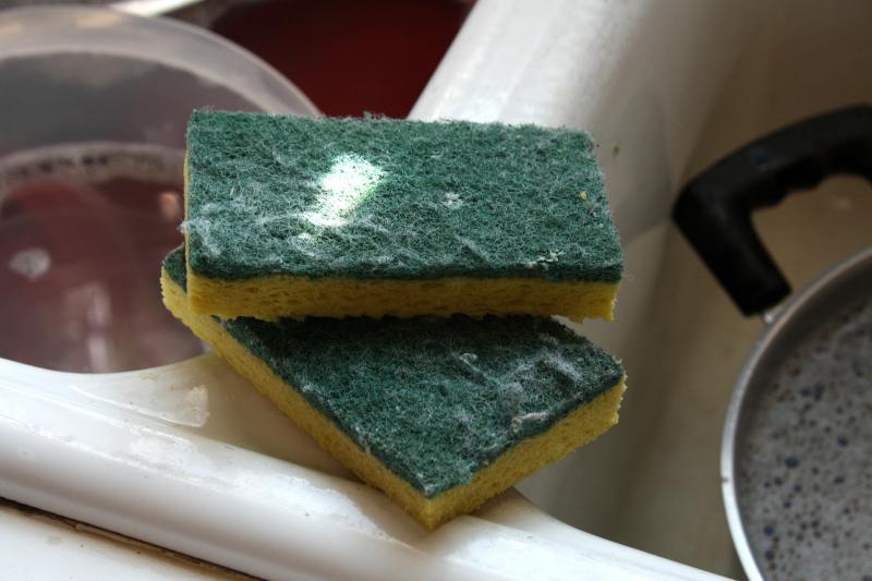 3 thứ đồ cần vứt khi dọn nhà đón Tết- Ảnh 3.