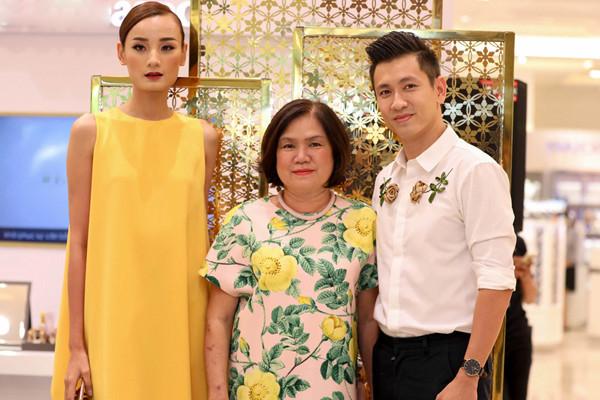 1 sao nữ Vbiz sốc lên tiếng: 1 sao nữ Vbiz sốc lên tiếng: