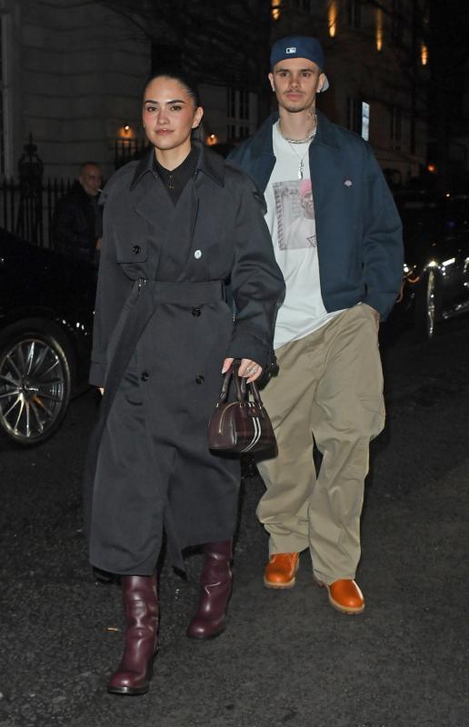 Tình cũ của cậu hai nhà Beckham vội vã 