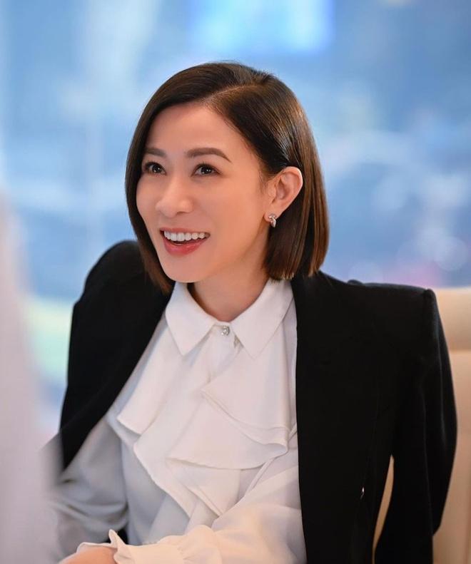 Minh tinh 51 tuổi bị chụp trộm trên phố khiến ai nhìn cũng sững sờ- Ảnh 5.
