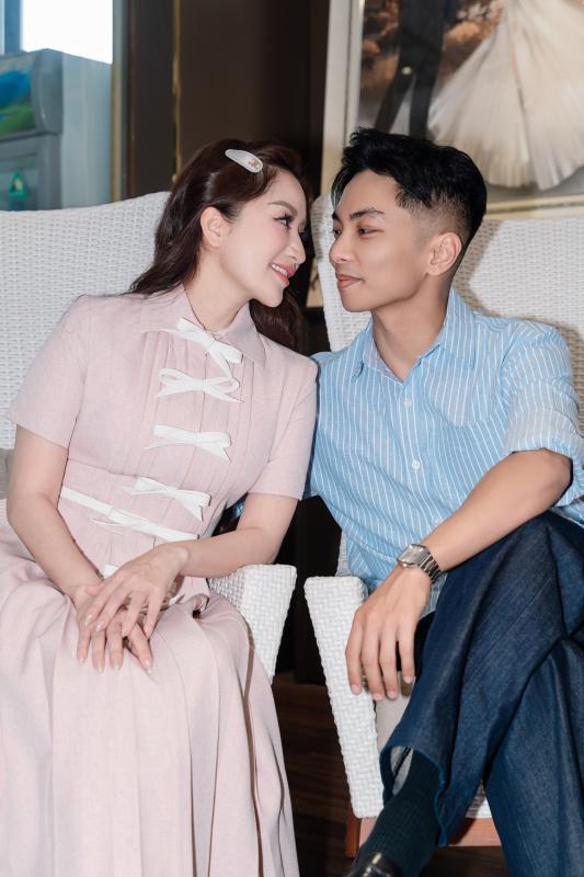 Khánh Thi: 