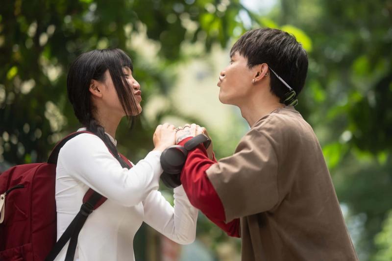 Có 1 phim Việt đang được netizen đòi giải cứu: Suất chiếu toàn vào giờ oái oăm, đến tận rạp cũng chả mua được vé- Ảnh 6.