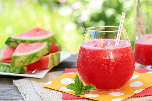 Loại nước ép quen thuộc giúp hỗ trợ giảm mỡ nội tạng, uống đều vài tuần cơ thể nhẹ nhõm thấy rõ, nên uống từ giờ đến sau Tết- Ảnh 3.