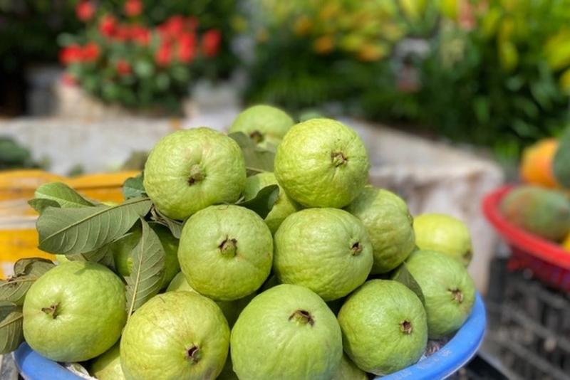 Kiểm soát đường huyết không chỉ nhờ thuốc: 4 loại trái cây có lợi như insulin tự nhiên- Ảnh 1.