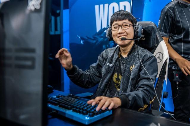 Từ cậu bé không biết chữ, chàng phụ bếp đến biểu tượng Esports: Những câu chuyện cổ tích có thật của game thủ Việt- Ảnh 3.