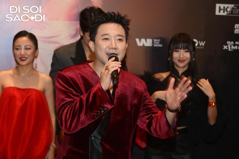 Thảm đỏ HOT nhất hôm nay: Trấn Thành cười tít mắt cạnh người yêu cũ, Văn Mai Hương đẹp sang như đoá hồng rực rỡ- Ảnh 4.