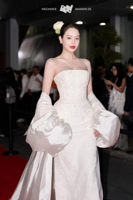 Nàng "bạch liên hoa" của showbiz Việt, tạo hình đắt giá không chê được điểm nào- Ảnh 6.