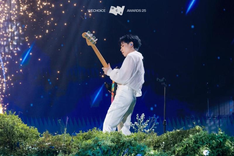 Chưa từng có tiền lệ: RHYDER và Quang Hùng MasterD tạo nên siêu phẩm collab được mong chờ nhất đêm Gala WeChoice Awards 2025- Ảnh 6.