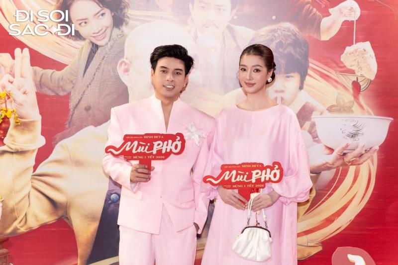 Thảm đỏ HOT nhất hôm nay: Vũ Thúy Quỳnh nhan sắc chấp trăm cam thường, Thu Trang ăn gì mà trẻ thế- Ảnh 8.