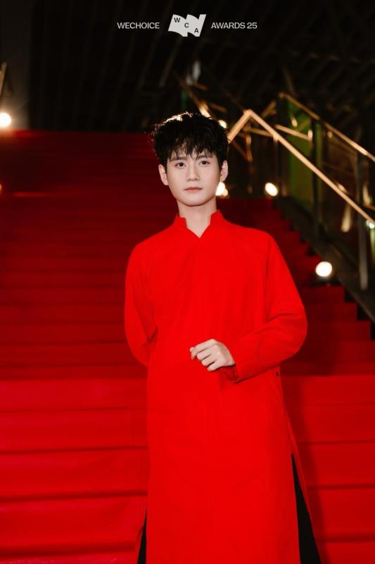 Dàn sao Mưa Đỏ khoe visual cháy khét trên thảm đỏ WeChoice Awards 2025, Steven Nguyễn chấp hết mọi cam thường- Ảnh 3.