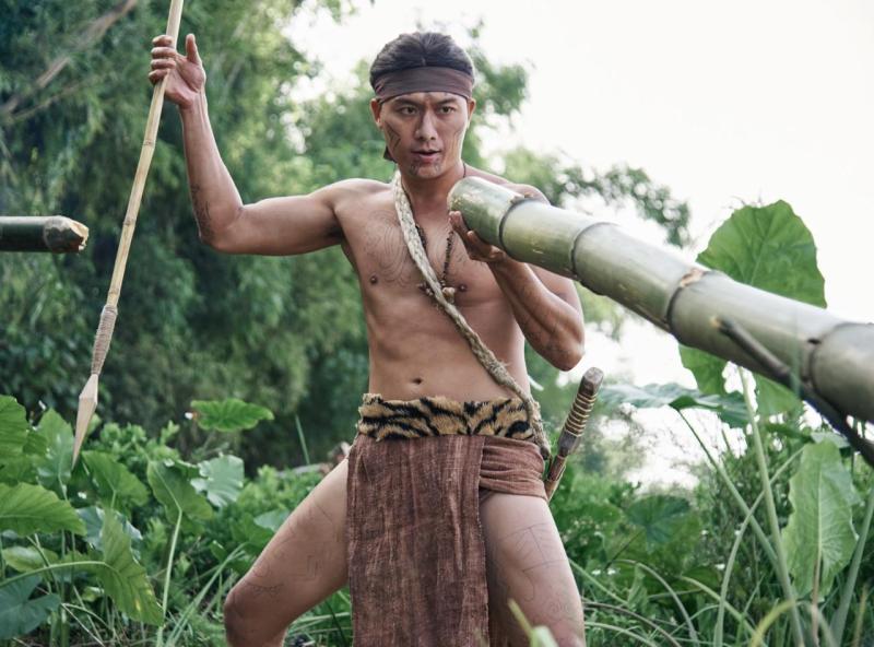 Lâu rồi mới có phim cổ trang Việt nhiều trai xinh gái đẹp đến vậy, nhìn nam chính mà không thở nổi- Ảnh 2.