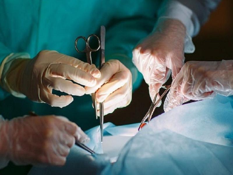 Túi thừa đại tràng 'phát nổ', bác sĩ cảnh báo biến chứng chết người- Ảnh 1.