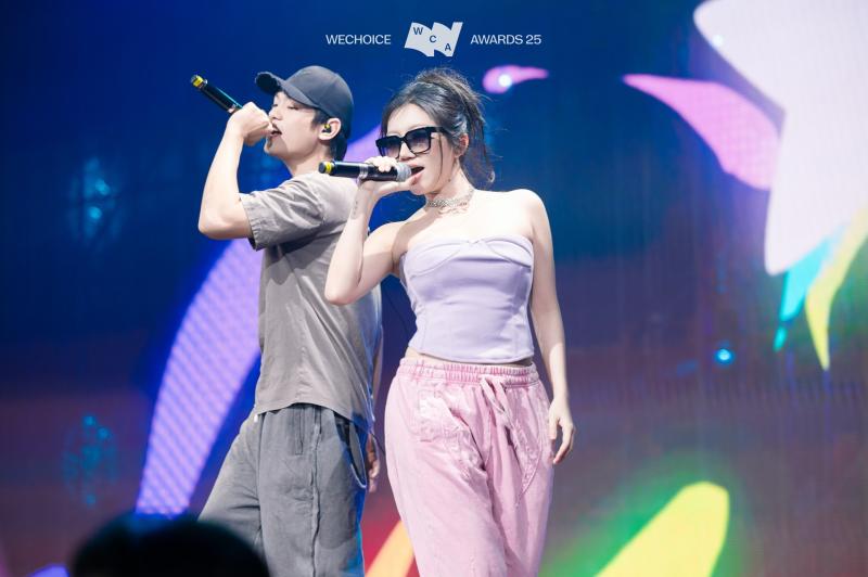Ngay lúc này: buitruonglinh - CONGB đổ bộ tổng duyệt WeChoice Awards, 1 Anh Trai vừa hát xong thì bỏ chạy- Ảnh 9.