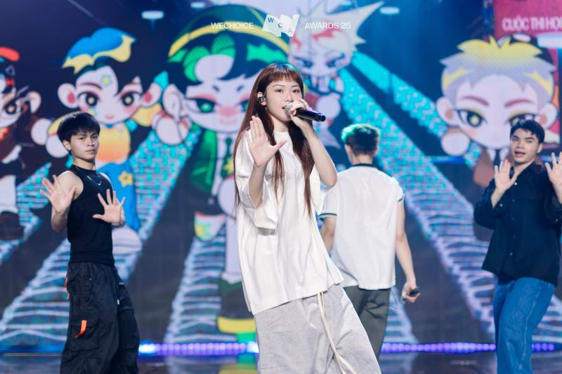 Ngay lúc này: buitruonglinh - CONGB đổ bộ tổng duyệt WeChoice Awards, 1 Anh Trai vừa hát xong thì bỏ chạy- Ảnh 12.