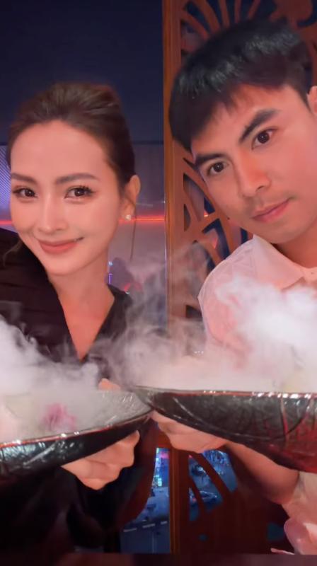 MC Huyền Trang Mù Tạt khoe visual xinh đẹp sắc sảo chụp ảnh cưới cùng tuyển thủ U23 Việt Nam từng chấn động Thường Châu- Ảnh 3.