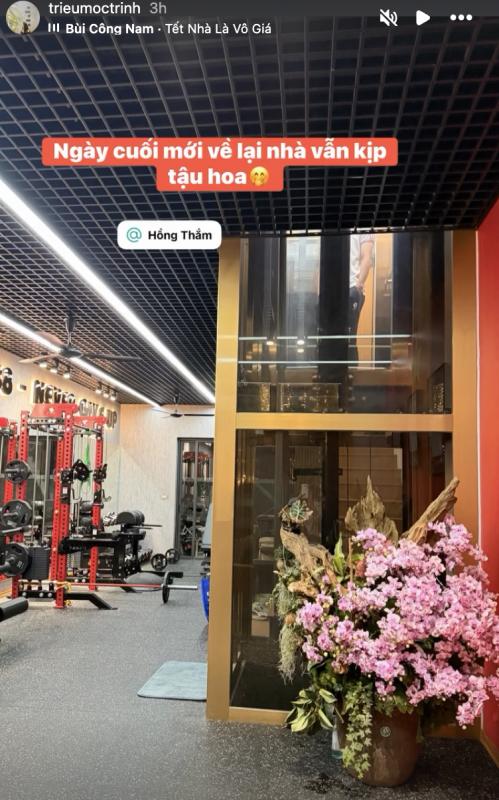 "Vuýp" nhất đêm Giao thừa: Tuyển thủ Việt Nam khoe biệt thự chục tỷ mới tậu, quà tết là con gái mới chào đời- Ảnh 3.