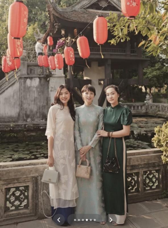 Mẹ vợ hot nhất làng bóng đá du xuân cùng nhà Văn Hậu, visual trẻ đẹp đỉnh chóp, Doãn Hải My cũng phải dè chừng- Ảnh 9.