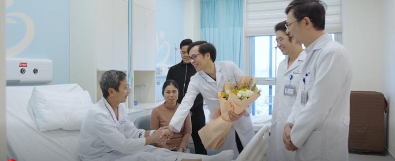 Ca bệnh hiếm: Người đàn ông 50 tuổi mắc cùng lúc 3 loại ung thư, bác sĩ tiến hành phẫu thuật liên tục 13 tiếng- Ảnh 3.