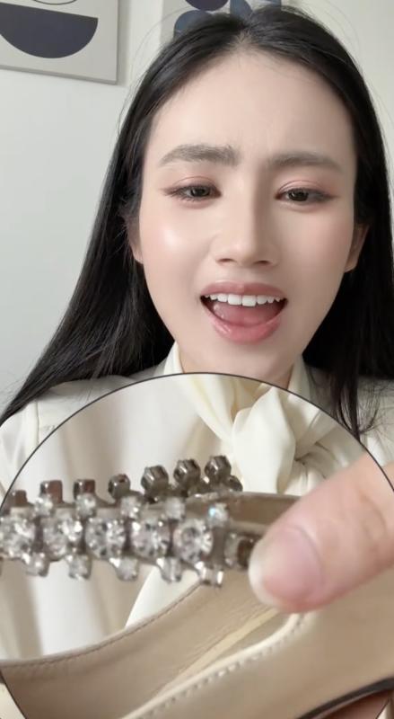 Hoa hậu Ý Nhi bóc phốt hãng giày được mệnh danh là "ông hoàng cao gót"- Ảnh 5.