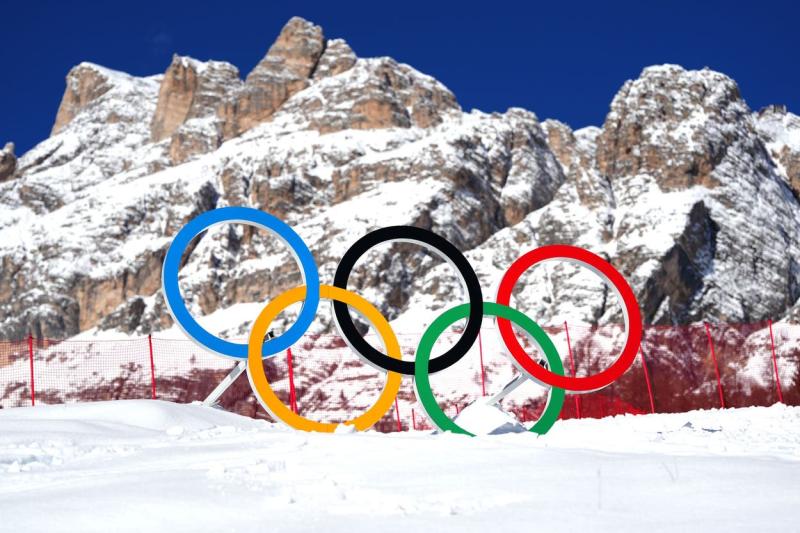 Drama Olympic: Choáng váng vì 10.000 bao cao su hết sạch chỉ trong 3 ngày, VĐV lo chuyện 