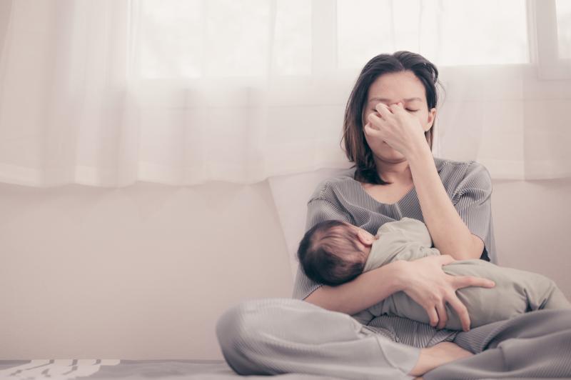 Trầm cảm sau sinh không phải là 