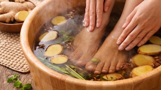 Tết ăn uống thả ga dễ tăng cân: Xem ngay gợi ý cách dùng gừng giúp tiêu mỡ, cải thiện tiêu hóa và tăng đề kháng- Ảnh 4.