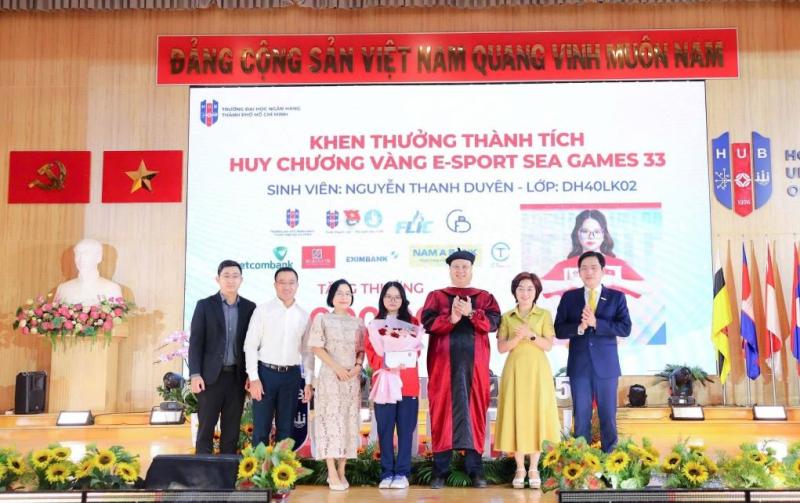 Chuyện của những cô gái cá tính, mê game dám “đánh cược thanh xuân” và giành HCV SEA Games- Ảnh 7.