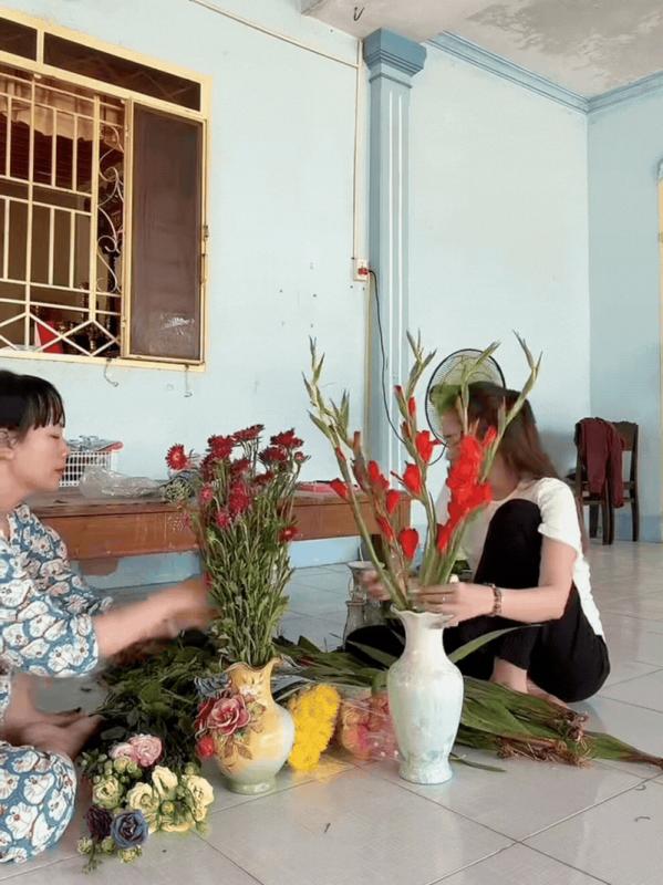 Nhạc sĩ đắt show nhất Việt Nam lại bội thu Tết này- Ảnh 1.