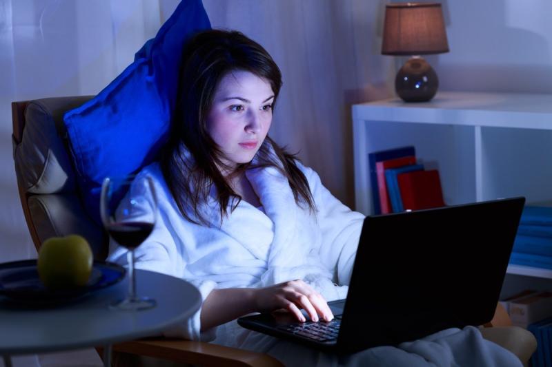 Dù không thức khuya nhưng hàng ngày vẫn làm 5 việc này thì chẳng mấy mà già, collagen mất dần khiến chị em 30 tuổi trông như 50- Ảnh 2.