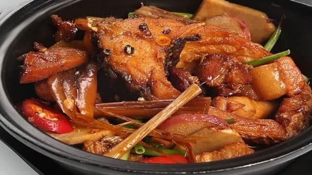 Loại cá dùng nhiều vào dịp Tết, được coi là thuốc quý trong Đông y: Có tác dụng cực tốt trong việc bồi bổ, dưỡng nhan cho phụ nữ- Ảnh 3.