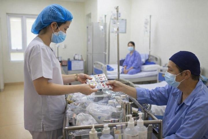 Dự kiến thêm 30 thuốc ung thư và 18 thuốc hiếm vào danh mục bảo hiểm y tế- Ảnh 1.