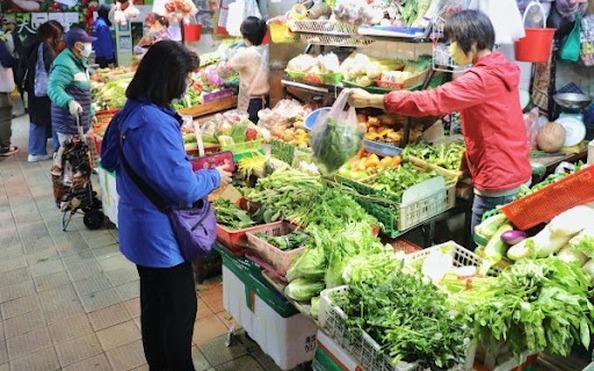 Gần Tết đi chợ mua rau cần thận trọng với 6 loại rau dễ tồn dư thuốc trừ sâu, đừng bỏ qua những lưu ý quan trọng này- Ảnh 1.