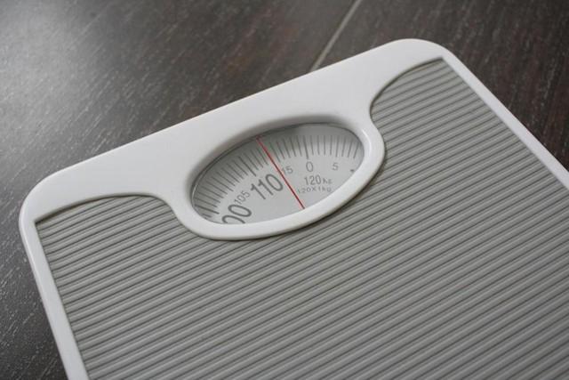 Một phụ nữ 32 tuổi ăn rất ít nhưng vẫn tăng 3kg! Hóa ra thủ phạm là do lá lách và dạ dày yếu, rối loạn chuyển hóa nước- Ảnh 1.