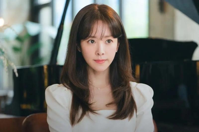 Mới chiếu 1 tập mà phim Hàn này đã bùng nổ rating: Nữ chính đẹp vượt mức cho phép, 20 năm không già là có thật- Ảnh 4.