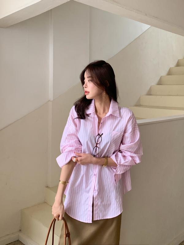 Cần nhất lúc này là cập nhật 4 xu hướng áo sơ mi xuân - hè đang hot- Ảnh 7.