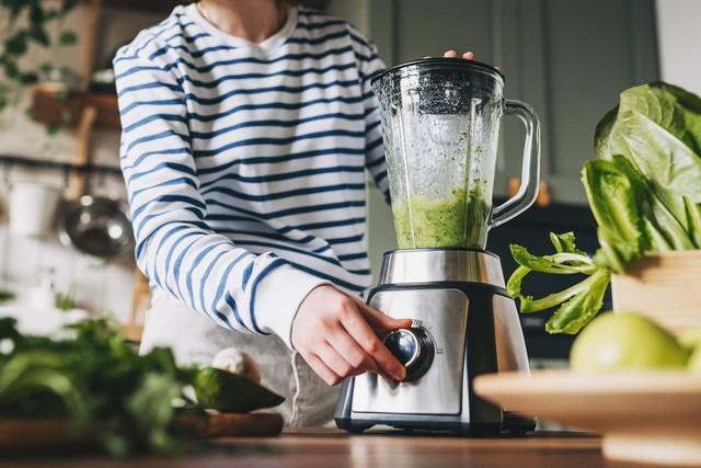 Nước ép cần tây có 6 lợi ích, giá trị dinh dưỡng và chống chỉ với 4 người: Uống 1 ly lúc bụng đói giúp giảm cân rõ rệt- Ảnh 3.