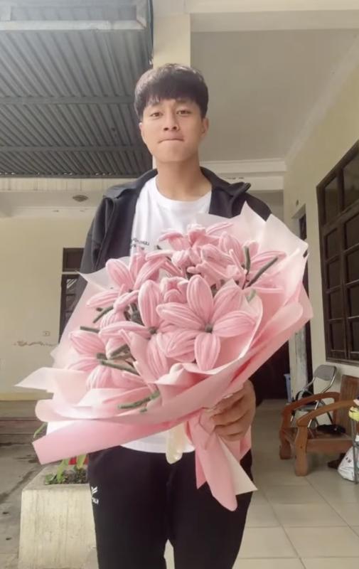 Bất ngờ về thủ môn Cao Văn Bình- Ảnh 2.