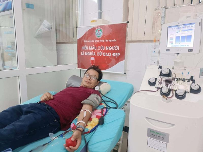 'Lao' vào bệnh viện lúc nửa đêm, trao sự sống cho người lạ- Ảnh 1.