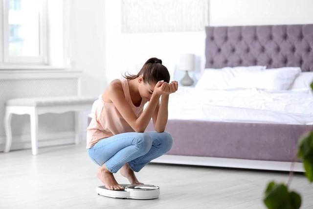 Mắc ung thư dạ dày giai đoạn cuối ở tuổi 33: Lời hối hận muộn màng của cô gái trẻ vì bỏ lỡ 4 "tín hiệu cầu cứu" từ cơ thể- Ảnh 3.