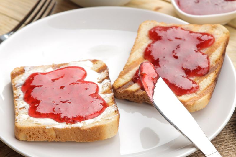 Bác sĩ Nhi khoa cảnh báo: Khẩn trương loại bỏ ngay 3 loại "bữa sáng độc hại" đang âm thầm "đánh cắp" chiều cao của trẻ - Ảnh 2.