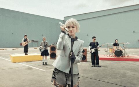 "Châu Bùi hát như ngậm gì trong miệng"- Ảnh 2.