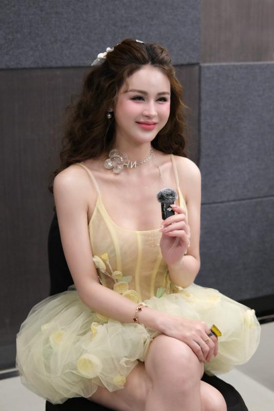 Mẹ đơn thân là mỹ nhân phim giờ vàng VTV, U40 body đẹp "mướt mắt", không có ý định lấy chồng - Ảnh 1.