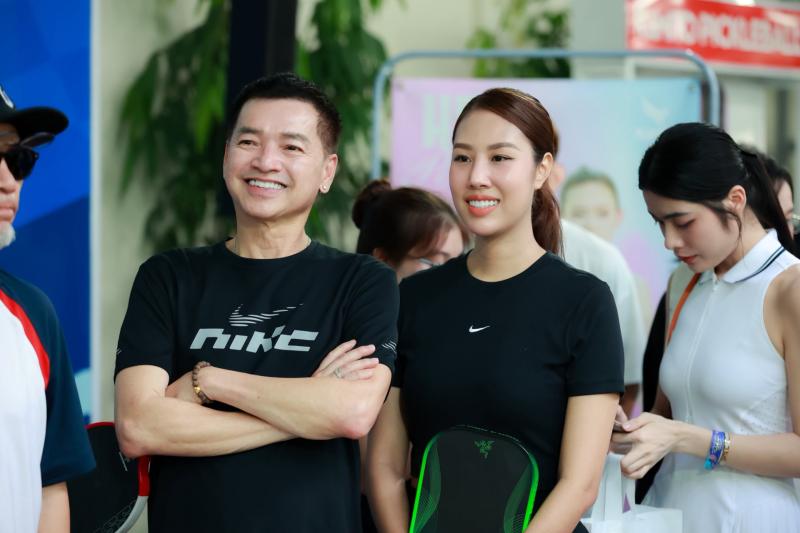 Nam nghệ sĩ Việt U70 thông báo đăng ký kết hôn với người mẫu kém 37 tuổi đã có con riêng, tuyên bố không cần đám cưới- Ảnh 4.