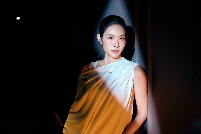 Mỹ nhân Việt duy nhất có phim thắng 100%: Nhan sắc đẹp tựa ngọc quý, diễn đỉnh còn có vía thần tài- Ảnh 8.